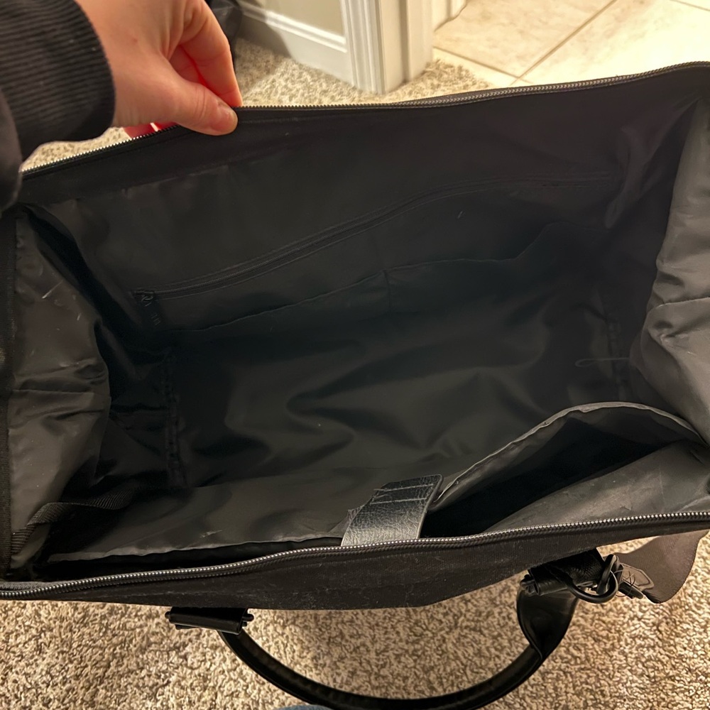 BEIS Mini Weekender - image 4